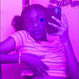 Meet your Posher, Eleseya